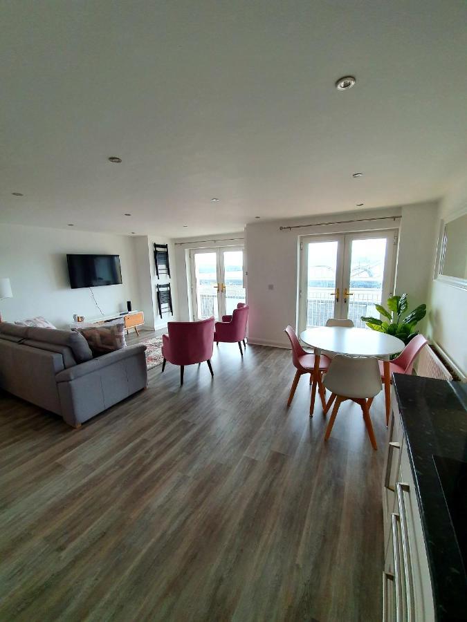 Ferienwohnung In The Heart Of Portrush - Beautiful Views Exterior foto